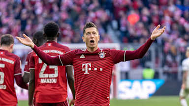 26_FCBFCA_090422_DON