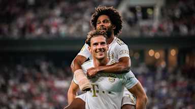 Leon Goretzka Jubel mit Serge Gnabry