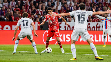 02-fcbbarca-130922-mel