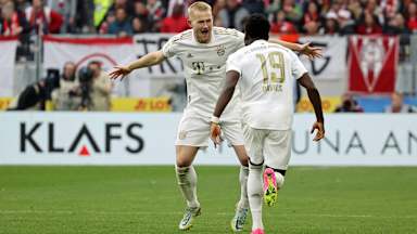 Matthijs de Ligt celebrates his match-winning goal against Freiburg.