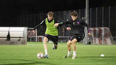Die U19 des FC Bayern in der Vorbereitung auf Sandhausen.