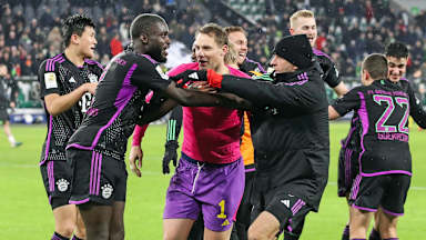 Festejando con Thomas Müller, del FC Bayern