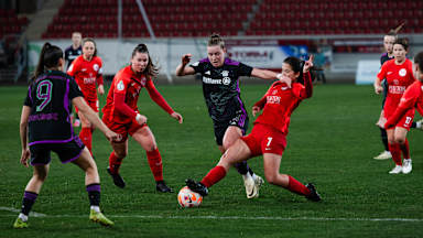 FC Bayern Frauen gegen Kickers Offenbach