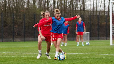 Georgia Stanway und Linda Dallmann von den FC Bayern Frauen
