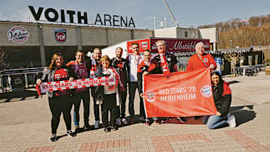 Socios del club de fans del FC Bayern Red Stars 78 en Heidenheim