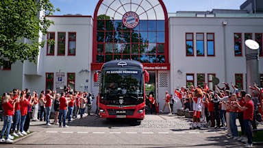 240430-busabfahrt-real1