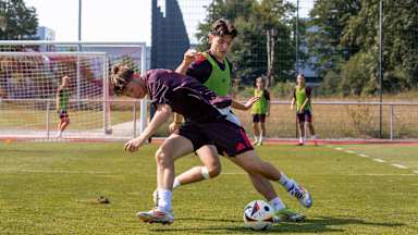 Training der FC Bayern U19 vor dem Heimspiel gegen Fürth.