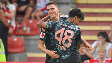 Joao Palhinha bejubelt sein Tor gegen die WSG Tirol