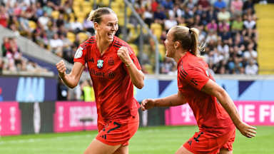 FC Bayern Frauen gegen VfL Wolfsburg