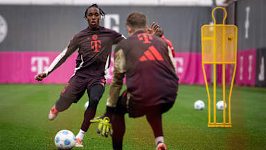 Das Training des FC Bayern vor dem Auswärtsspiel bei Eintracht Frankfurt