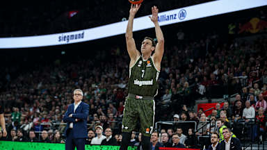 Devin Booker trifft in Istanbul auf seinen alten Klub.