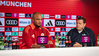 Vincent Kompany spricht im Pressetalk des FC Bayern.