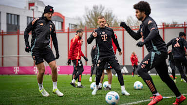 Das Training des FC Bayern vor dem DFB-Pokal-Spiel gegen Bayer 04 Leverkusen