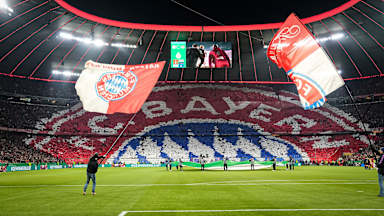 Choreo der FC Bayern-Fans vor dem Achtelfinale gegen Bayer Leverkusen im DFB-Pokal