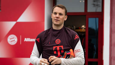 Manuel Neuer auf dem Trainingsgelände des FC Bayern