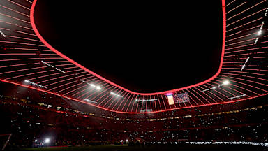 Abgedunkelte Allianz Arena nach dem Spiel gegen RB Leipzig