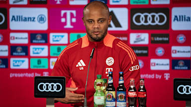 Vincent Kompany spricht im Pressetalk des FC Bayern