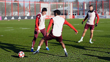 Training des FC Bayern vor dem Champions League-Spiel bei Feyenoord Rotterdam