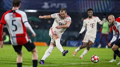 Spielszene aus der Partie Feyenoord Rotterdam - FC Bayern