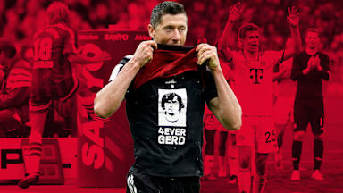 Robert Lewandowski jubelt nach seinem 40. Tor in der Saison 2020/21 und zeigt ein T-Shirt mit dem Gesicht von Gerd Müller und dem Schriftzug "4ever Gerd", im Hintergrund: Jürgen Klinsmann tritt nach einer Auswechslung in eine Werbetonne, Thomas Müller jubelt nach seinem 710. Spiel für den FC Bayern mit den Fans.