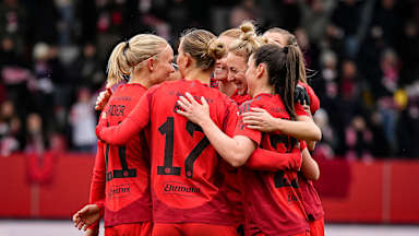 Jubel im Heimspiel der FC Bayern Frauen gegen den SV Werder Bremen