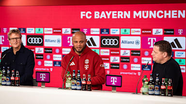 Vincent Kompany und Max Eberl im Pressetalk vor dem Spiel gegen den VfB Stuttgart