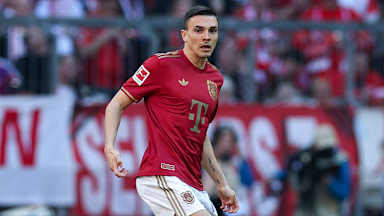 João Palhinha im Jubiläumstrikot des FC Bayern im Spiel gegen den VfL Bochum
