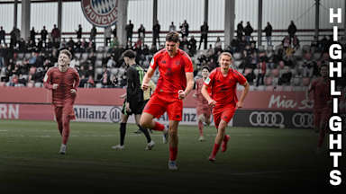 Spielszene aus dem Duell der FC Bayern U19 beim Nachwuchs des Chemnitzer FC