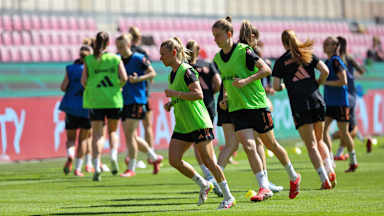 Die FC Bayern Frauen in Vorbereitung auf das DFB-Pokal-FInale gegen Werder Bremen.