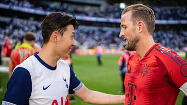 Harry Kane schießt in einem Testspiel gegen Tottenham aufs Tor.