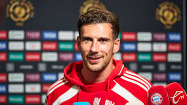 Leon Goretzka spricht im Interviews