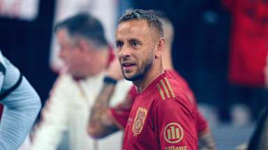 Rafinha im Trikot des FC Bayern beim Beckenbauer-Cup im SAP Garden