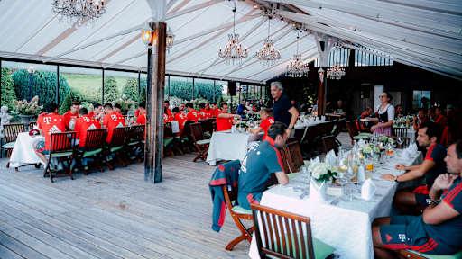 09_hoeness-abendessen_180807_don