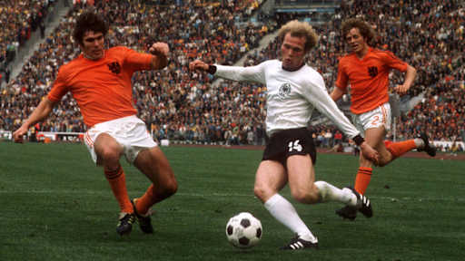 hoeness_09_ima_070774