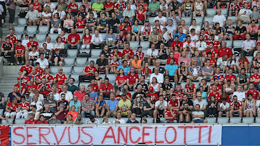 08-mancity_ima_200716