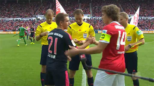 m05_fcb_17_fcb_260915