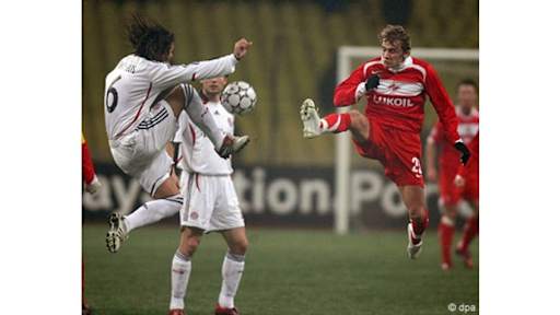spartak_fcb_dpa_221106_02