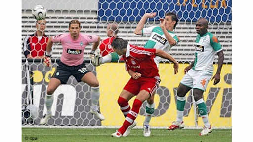ligapokal_08_dpa_050806