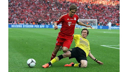 bvb_fcb_05_get_120512