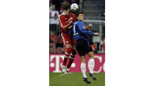 fcb-bielef_get_110207_05