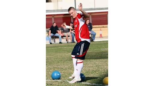 dubai_09_fcb_060107