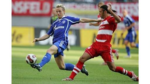 s04_fcb_12_get_280707