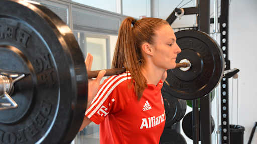 4-frauenfitness_fcb_210218
