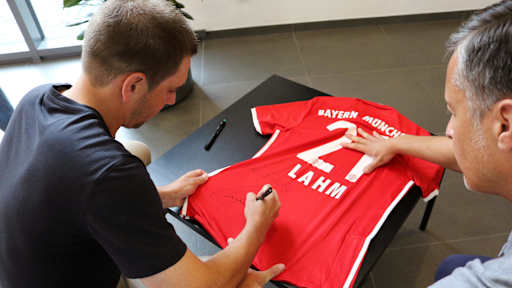 lahm7_fcb_260819