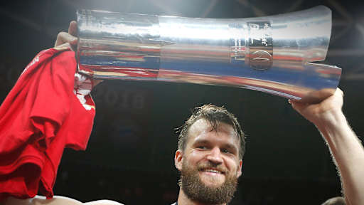 barthel-trophy_champions2019_fcbb_crauchensteiner_1zu1