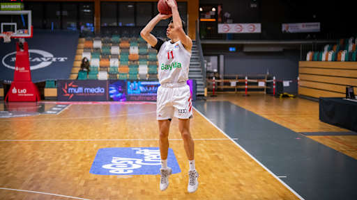 21-03-07-RV-FCB-0010-min