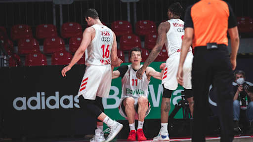 ZIPSER_LUCIC_REYNOLDS_FCBB-Fenerbahce__c_EIRICH_20210330_146301
