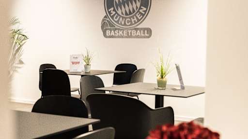 210712_-_Business_Lounge__1