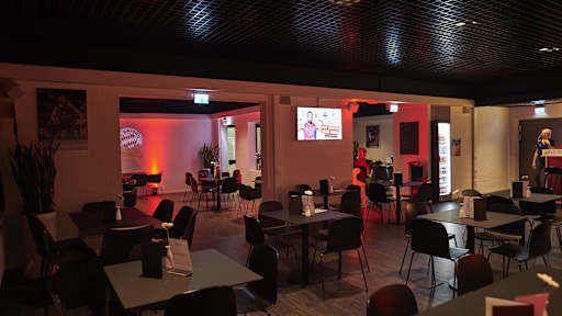 210712_-_Business_Lounge__3