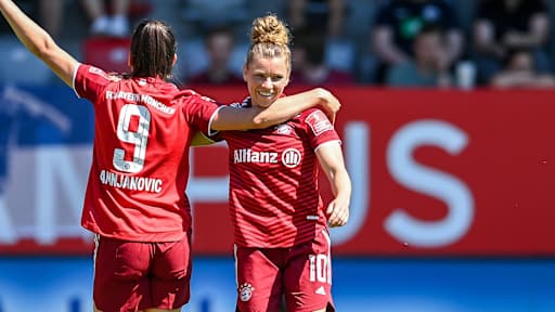 Linda Dallman is the scorer of the FC Bayern Goal of the Month for May 2022